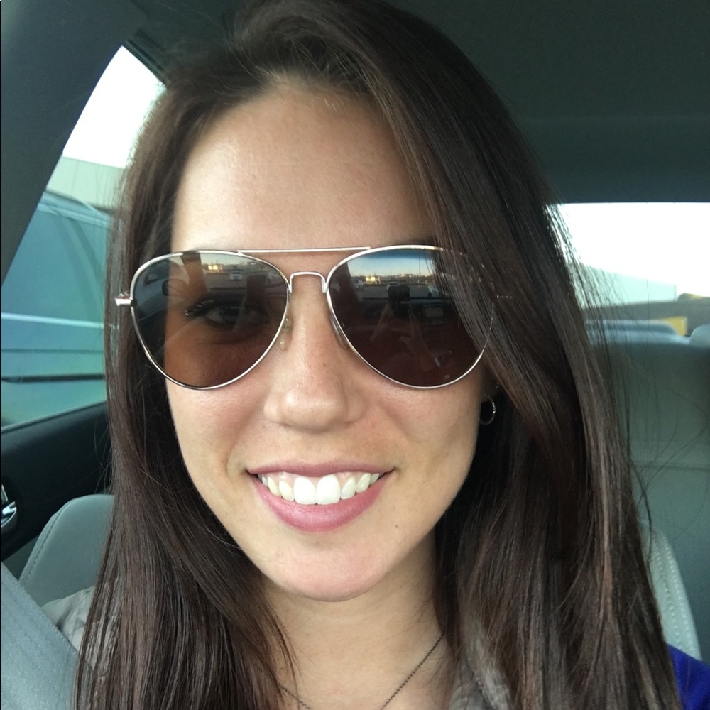 Meet your Posher, Paula